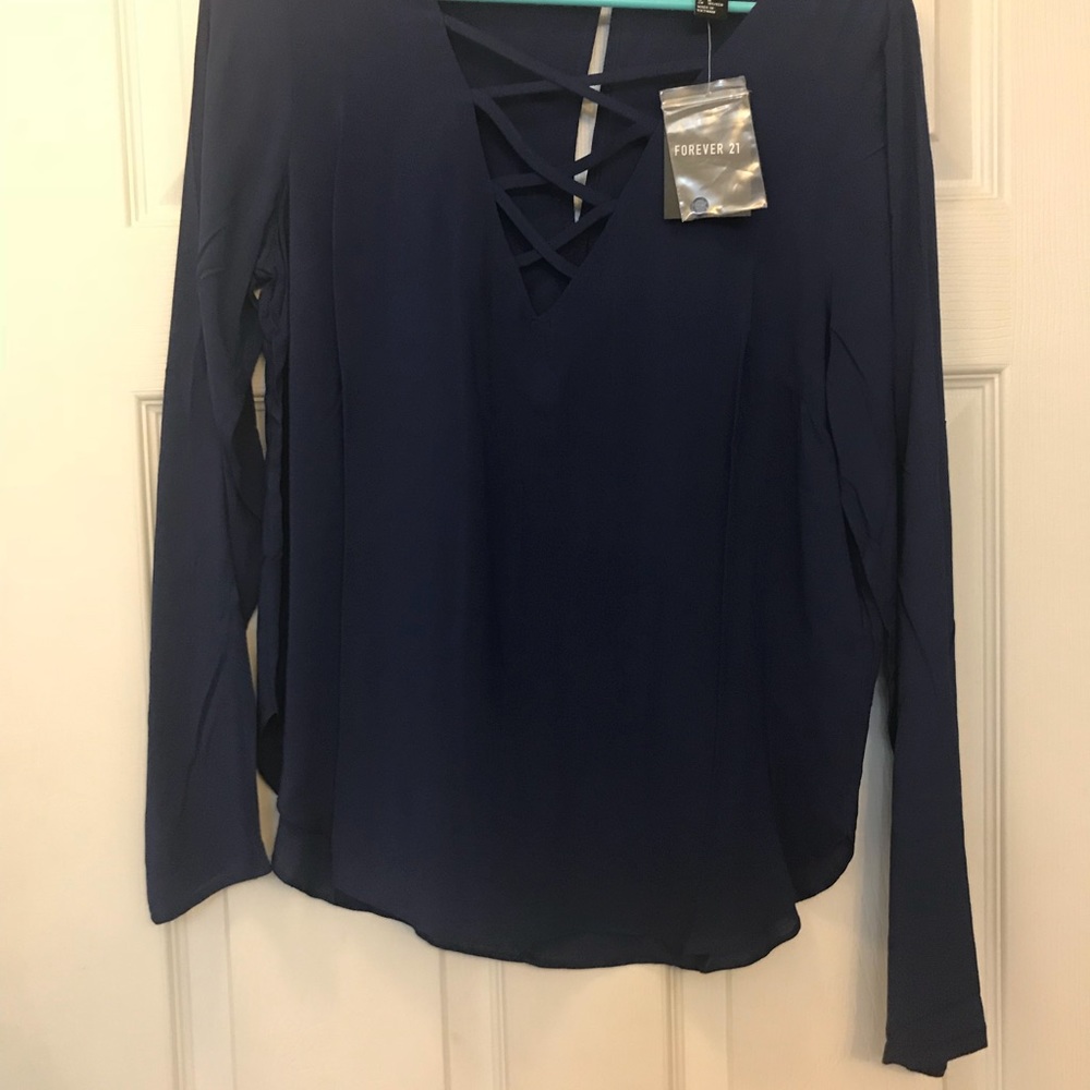 Forever 21 NWT blue lace long sleeve top - Picture 2 of 4